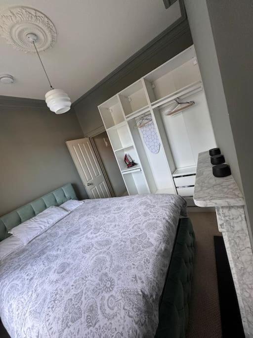 Luxury Apartment, Old Town - Гастінгс Екстер'єр фото